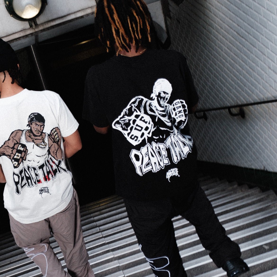 Camiseta Sufgang Peace Talk Preto - Detalhes da estampa