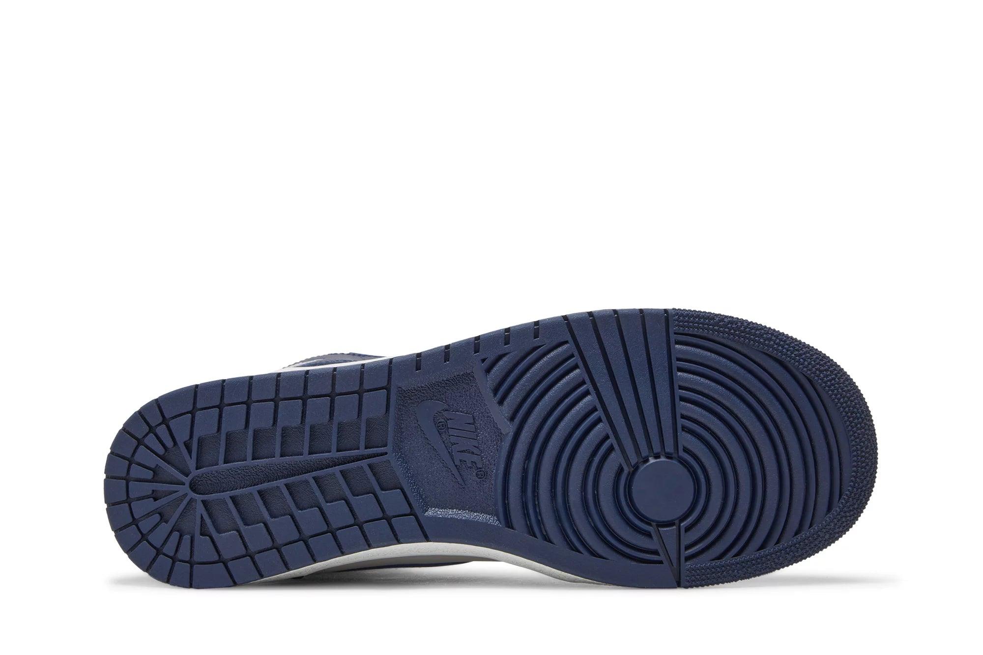 Tênis Air Jordan 1 High 85 College Navy Azul - Ser inesquecível começa pelos pés