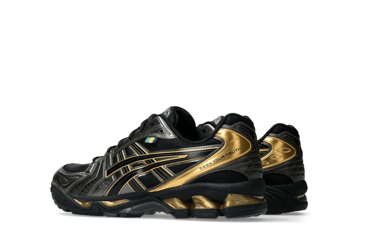 Tênis Asics Gel-Kayano 14 x Senna Black Gold Preto - Vista frontal
