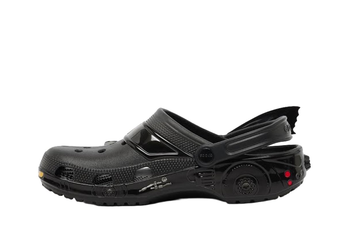 Tênis Crocs Classic Clog x Batman Batmobile Preto - Vista Superior