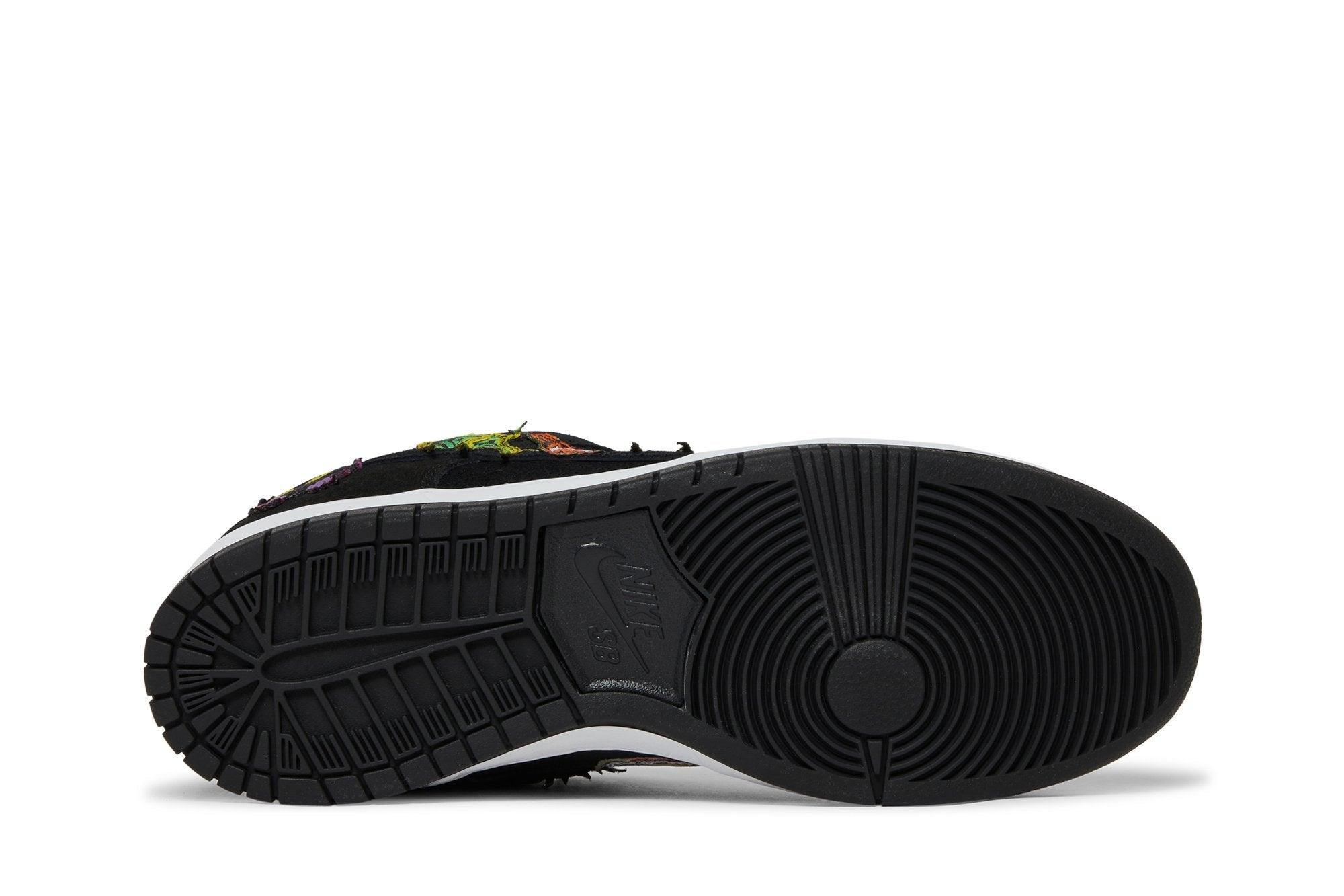 Tênis Neckface x Nike SB Dunk Low Pro Black Preto - Vista Traseira