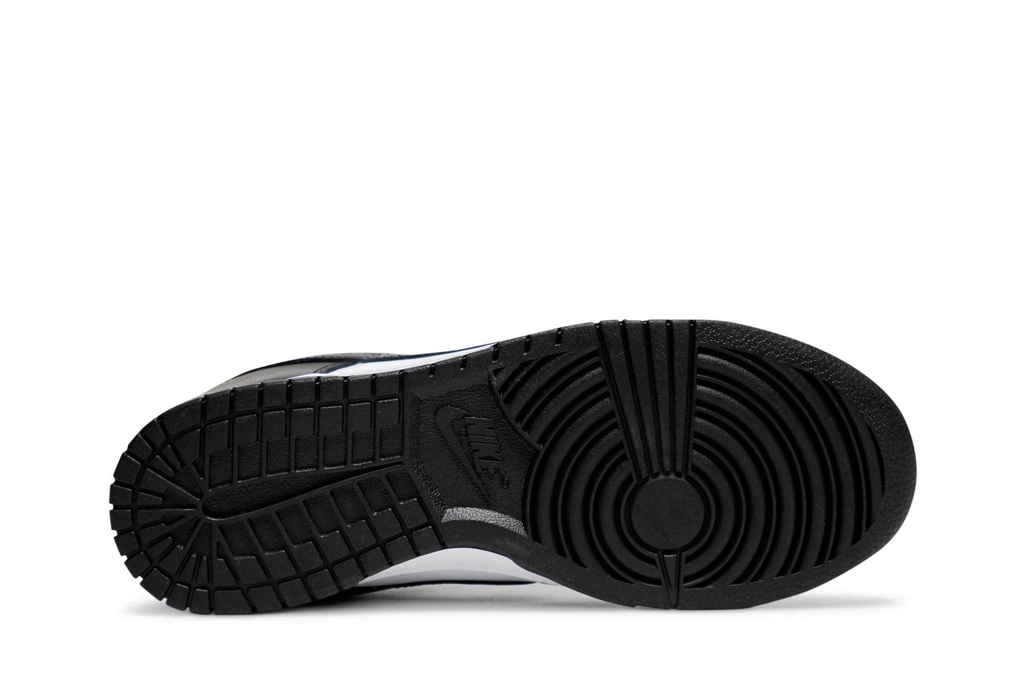 Tênis Nike Dunk Low Black OG Panda Preto - Detalhe do Solado