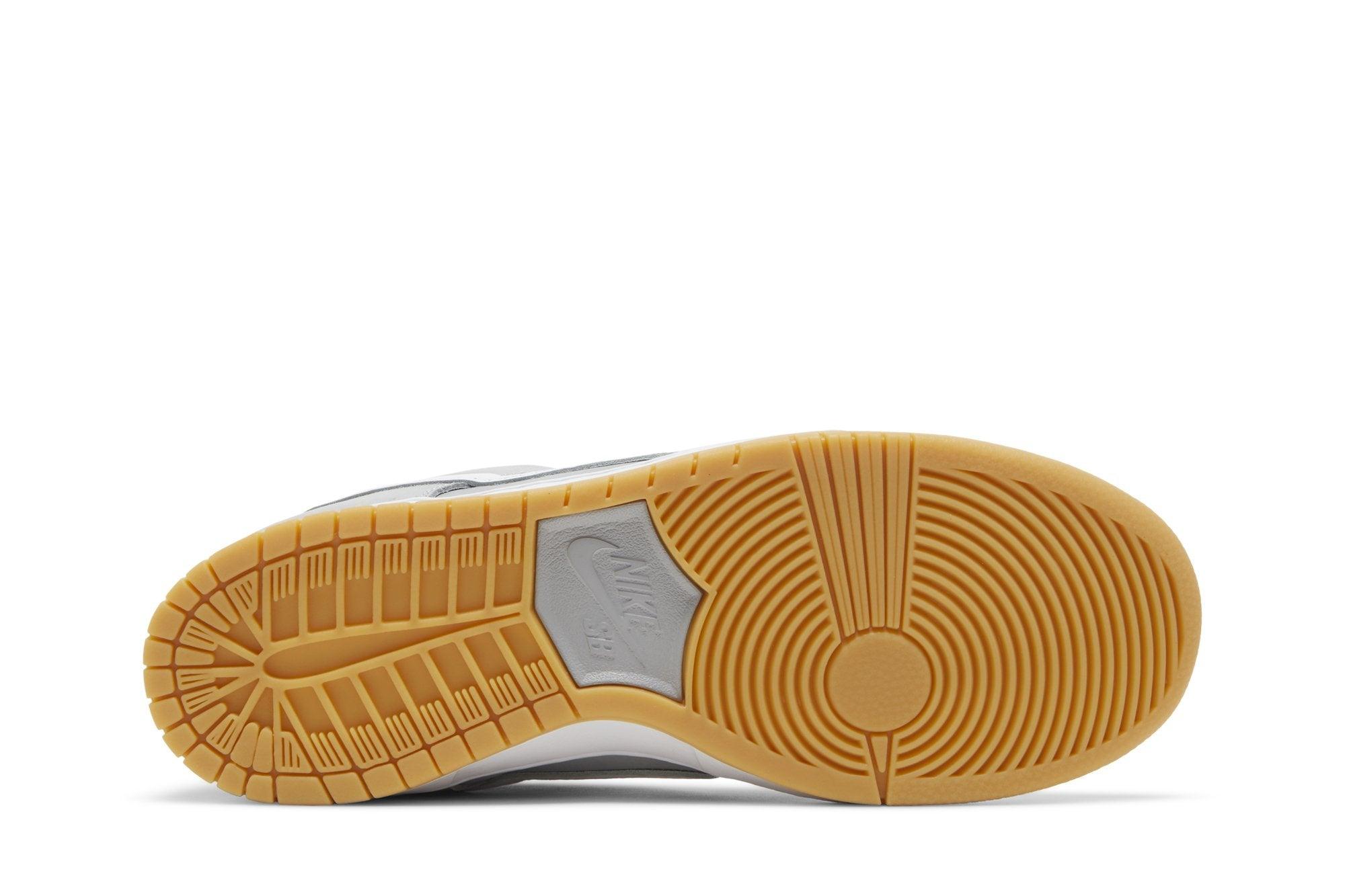 Tênis Nike SB Dunk Low Pro ISO Grey Gum Cinza - Vista Frontal