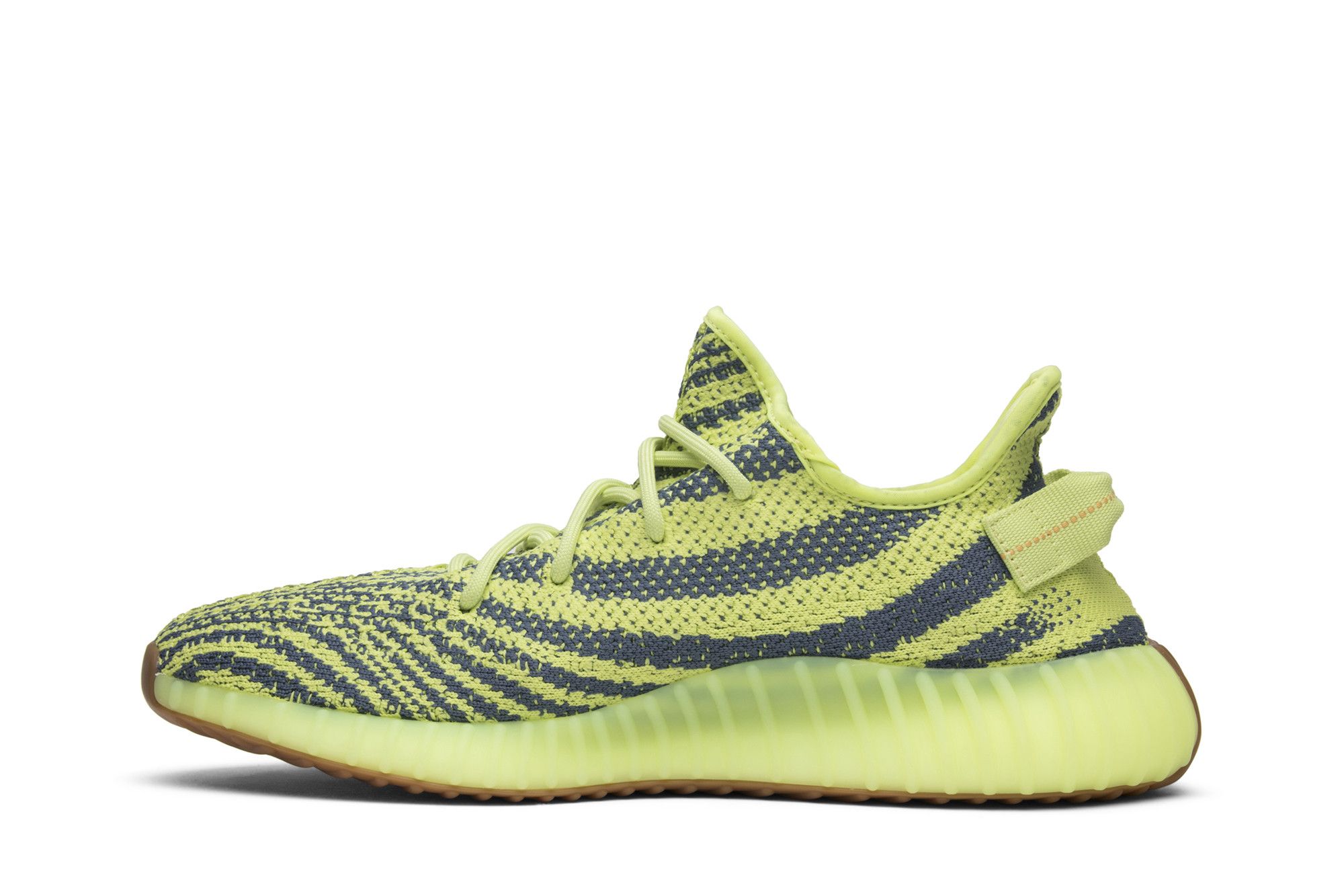 Imagem lateral esquerda do tênis Yeezy Boost 350 V2 'Semi Frozen Yellow'.