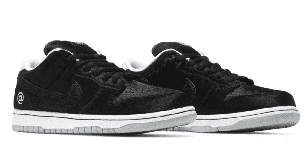 nike sb dunk medicom toy